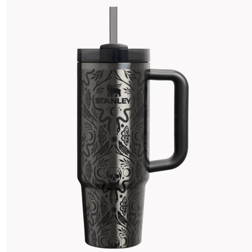 NIB Stanley The Halloween Quencher H2.0 FlowState Tumbler in deadly damask -30oz